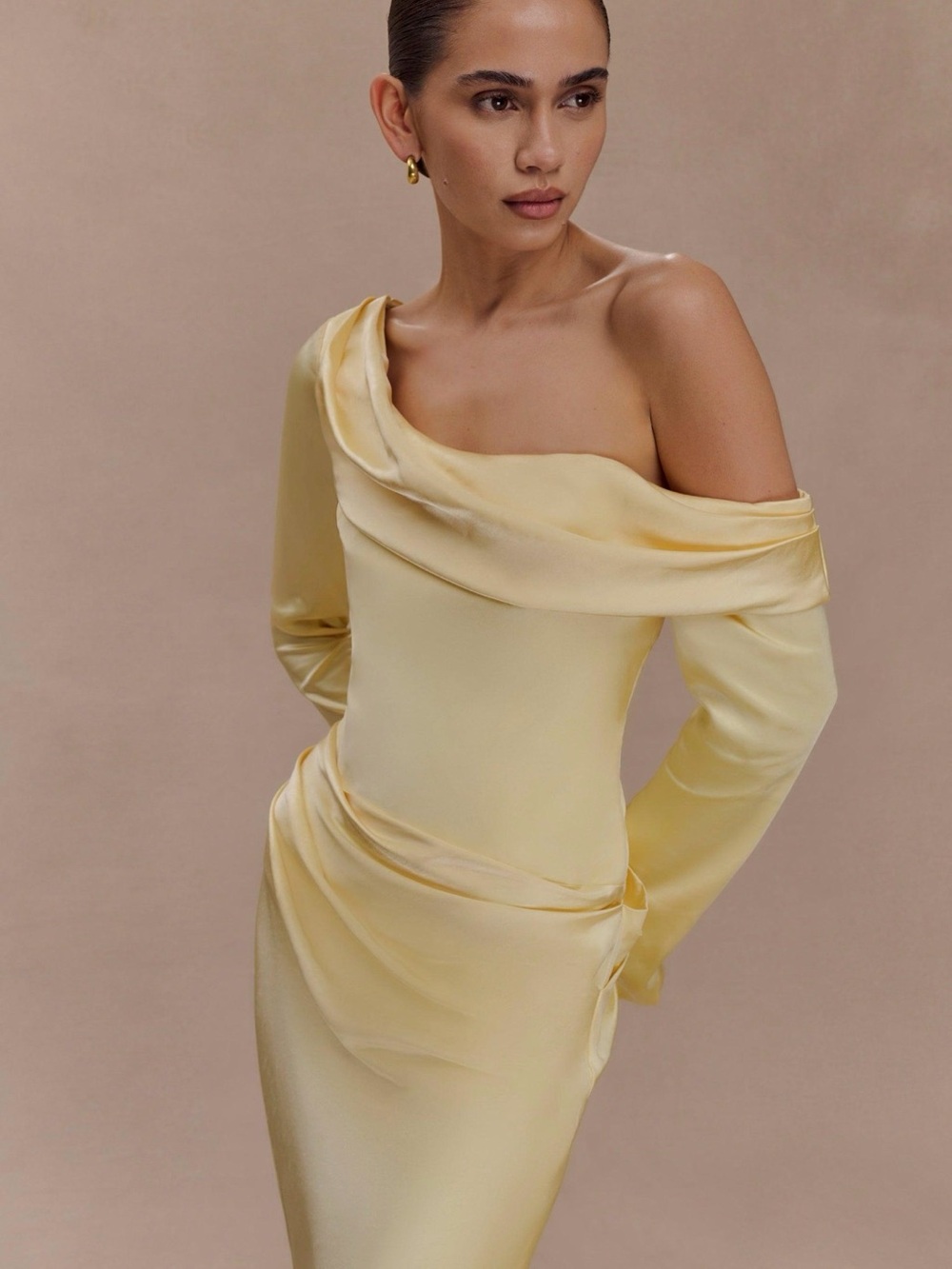 Meshki Iris Long Sleeve Satin Maxi Dress - Yellow/Lemon - Picture 2 of 3